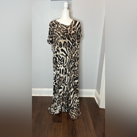 Women’s dress (C EST 1946) - Picture 1 of 2